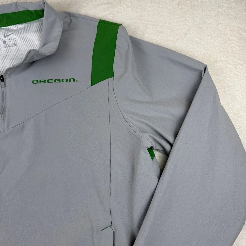 Oregon Ducks Grey Nike Football Sideline Lightweight Pullover Jacket Men's XL‎